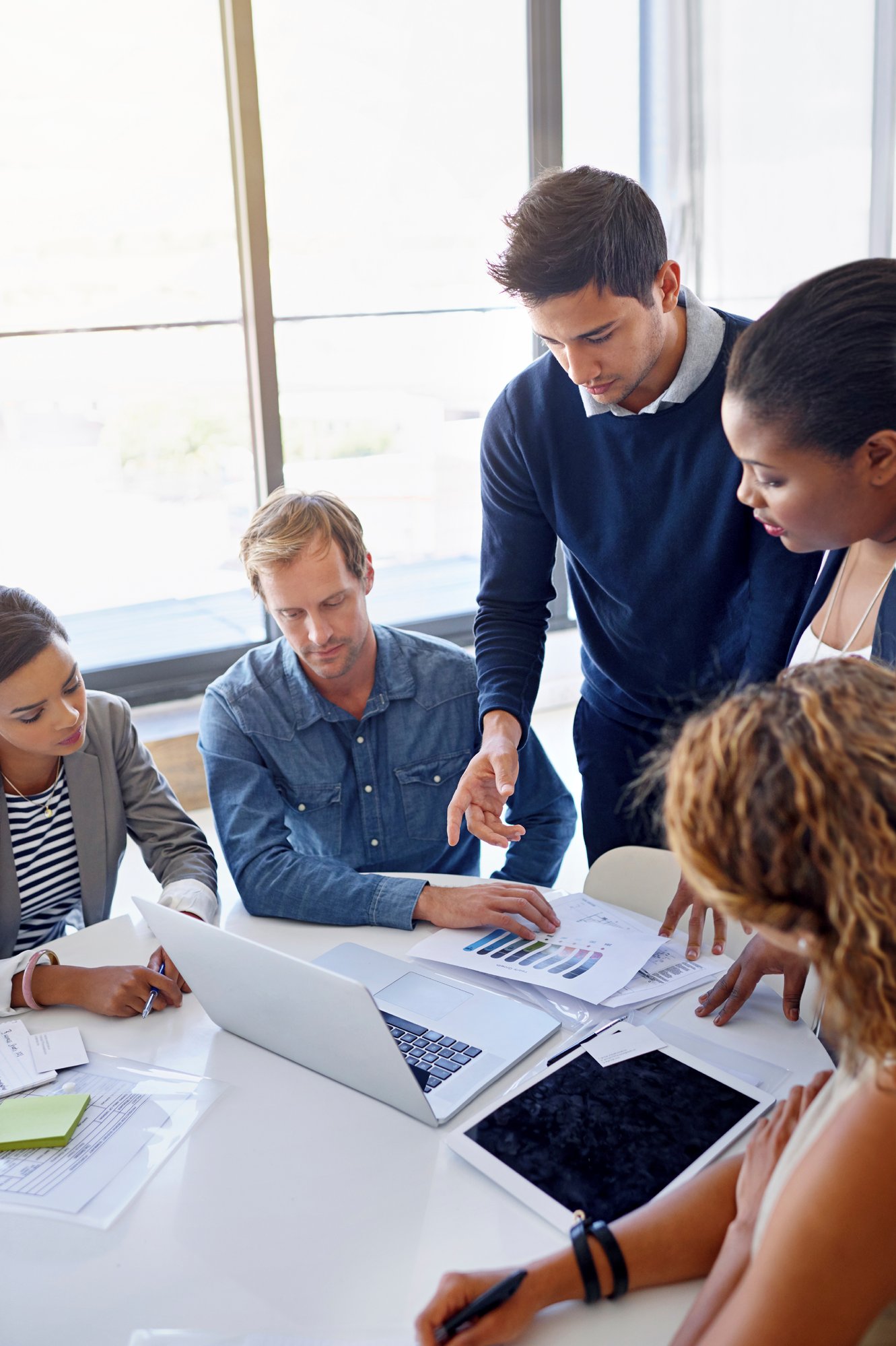 istock_portrait_team